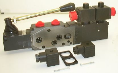 Picture of V5-60 MOTOR SPOOL SOL SEC'N MANI P