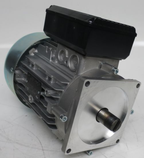 Picture of SINGLE PHASE  1.5 KW 4 POLE INTEG