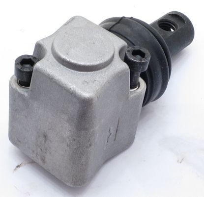 Picture of WALVOIL SD4,5,6 & DF5 LEVER BOX**