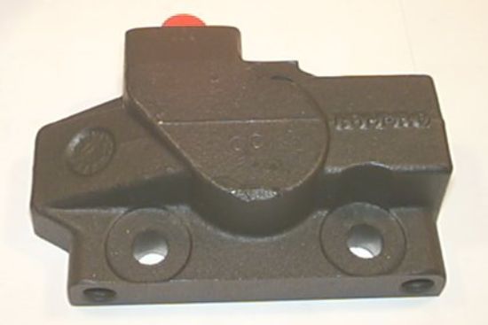 Picture of V4-40 CLOSED CENTRE INLET COV.