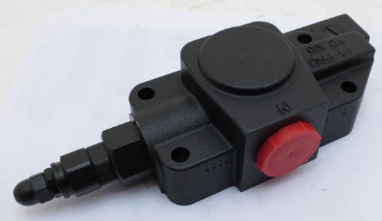 Picture of V3000 3/4 TOP  INLET COVER C/W  R/V