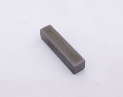 Picture of 4MM X 4MM X 18MM SQUARE ENDED KEY