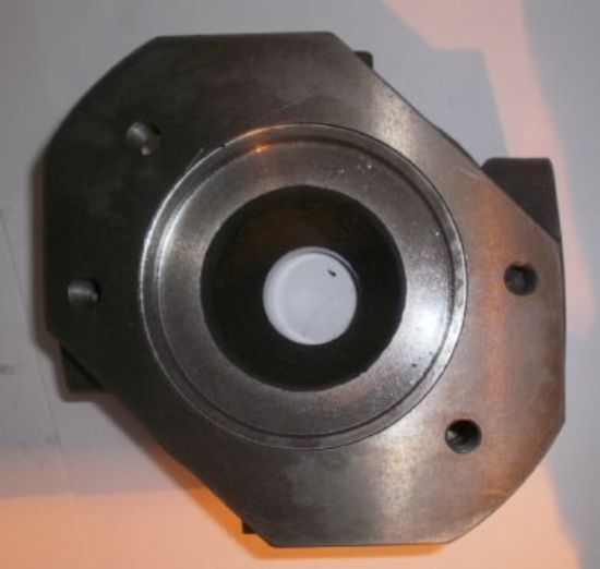 Picture of MA10V045 SAE B R/H THRU-DRIVE UNC