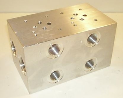 Picture of CETOP 3 2 BANK MANIFOLD