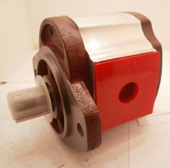 Picture of 3PL 77.19CC/REV HYDRAULIC GEAR PUMP