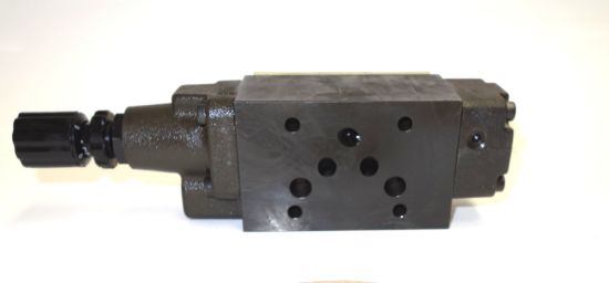 Picture of DG05 110V AC DIN TYPE SOL COIL (71)