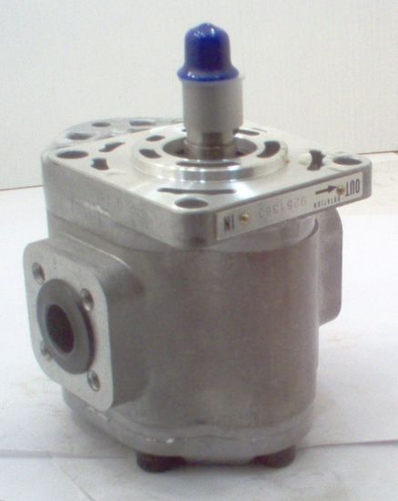Picture of ZEXEL HYDRAULIC GEAR PUMP 9251383