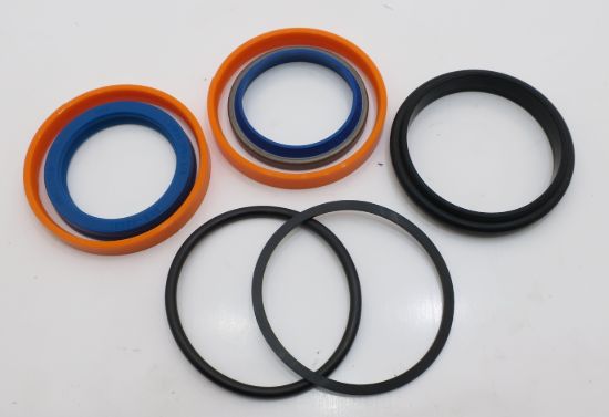 Picture of 19'' DBLE ACTING RAM 2.3/8 SEAL KIT