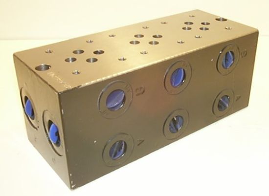 Picture of CETOP 5 3 BANK MANIFOLD