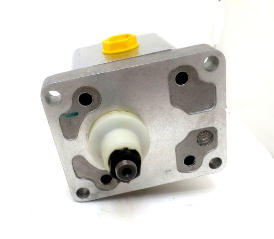 Picture of SNM2 11L TXOB HYDRAULIC GEAR PUMP