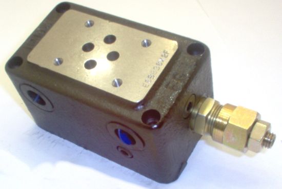 Picture of CETOP 3 SUBPLATE + R/V