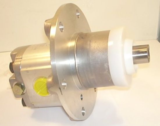 Picture of 1MR012A MOWER GEAR PUMP 6514S