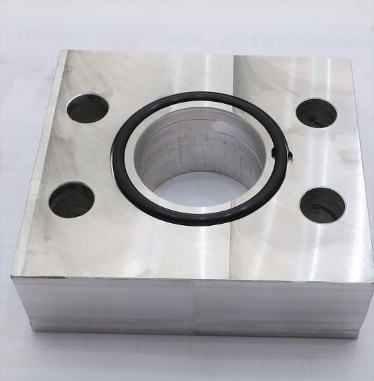 Picture of 1.1/2 TO 1.1/2 SAE FLAN ADAPTOR