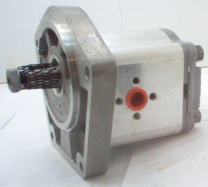 Imagen de C33VR 3072695R1 IH BOMBA DE ENGRANAJE **