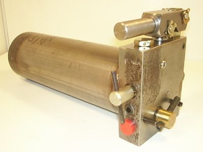 Picture of CAB TILT DA HAND PUMP 1.8 LTR